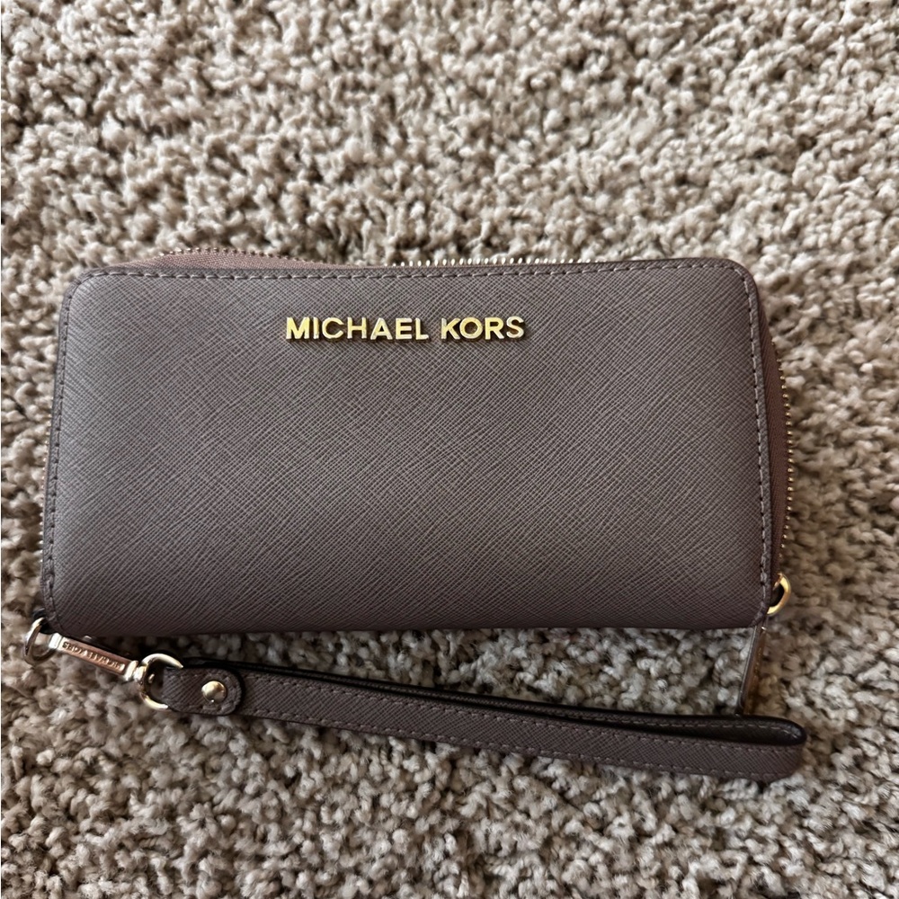 Michael Kors Cynthia Saffiano Leather wallet/wristlet.